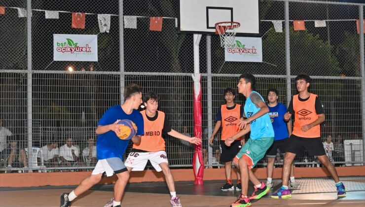<a href="/spor/">SPOR</a>