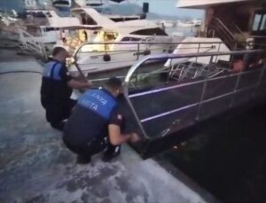 Alanya’da tur teknesi kavgası: 2 tekne mühürlendi