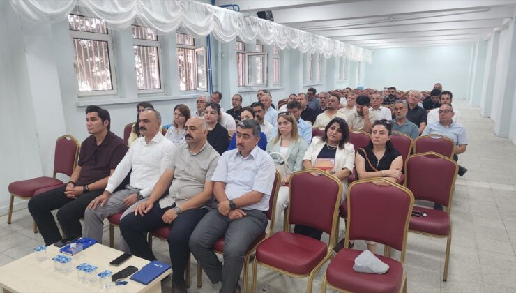 Amasya İl Millî Eğitim Müdürü Katipoğlu, Suluova’da değerlendirme toplantıları yaptı