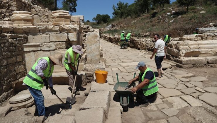 Aspendos’un yaklaşık 2 bin yıllık ana caddesi yeniden hayat buldu