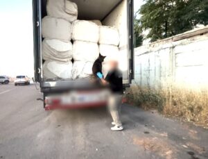 BATMAN’da Polis Operasyonu: 2 TIR’da 122 Kilo Uyuşturucu Ele Geçirildi