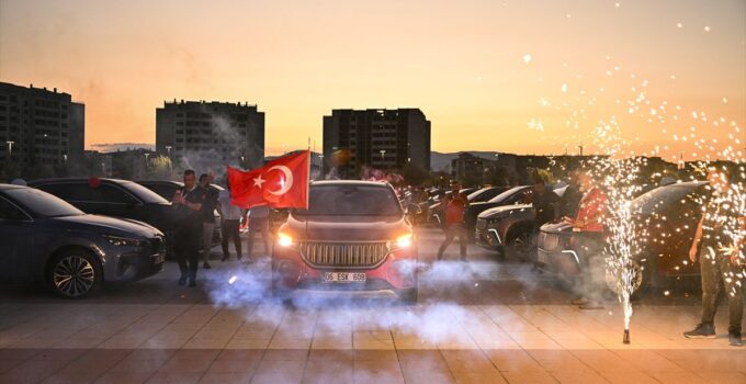 DMD hastası çocuğun TOGG aracına binme hayali gerçek oldu