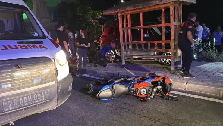 Erzincan’da SUV-Motosiklet Çarpıştı; İki Yaralı