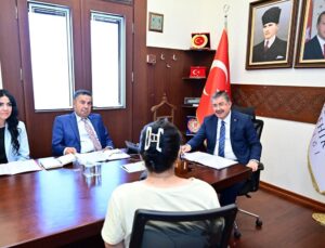 Eskişehir Valisi Yılmaz vatandaşlarla buluştu