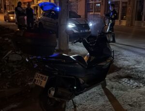 Eskişehir’de Motosiklet ile Otomobil Çarpıştı: 1 Yaralı