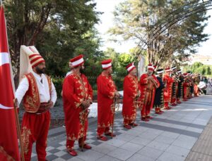 Kırklareli’nde 28 çocuğa sünnet şöleni