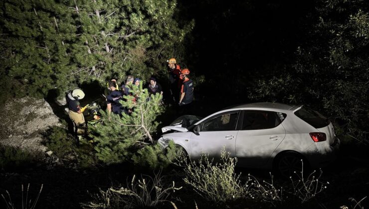 Kütahya’da otomobil ile motosiklet çarpıştı, 5 kişi yaralandı