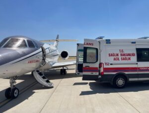 Mardin’de ambulans uçak 14 günlük bebek için havalandı
