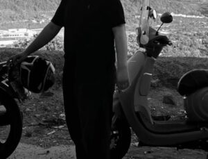 Motosiklet duvara çarptı, genç sürücü öldü