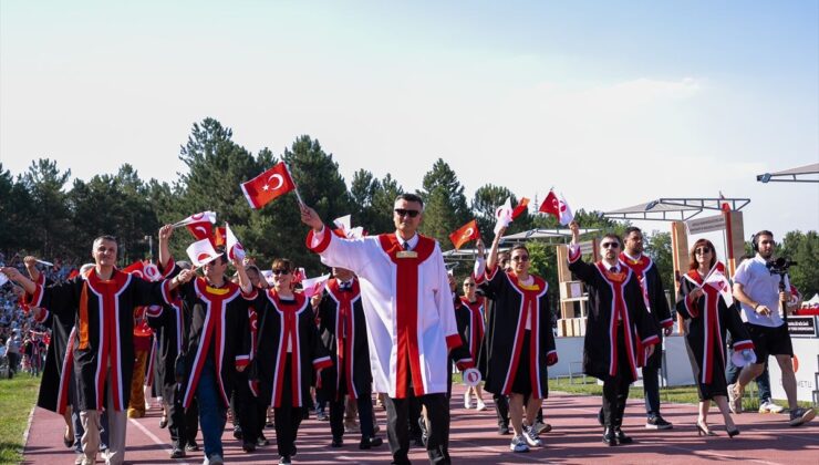 ODTÜ’de mezuniyet töreni düzenlendi
