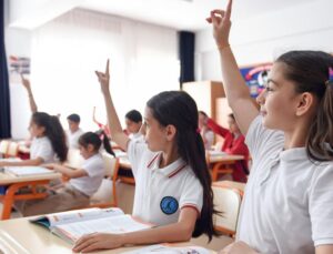 Öğrenciler ve veliler dikkat! Okul yönetmeliği sil baştan değişti