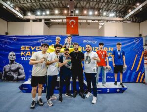 Samsunlu genç boksörlerden Altın zafer