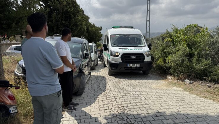 Suudi Arabistan’daki yangında ölen 4 Türk, Hatay’da toprağa verildi