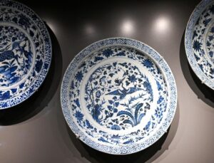 Türk Araştırmacı Karadoğan: Çin’in Jingdezhen Porselenlerindeki Desenler, İznik Çinilerine İlham Kaynağı Oldu