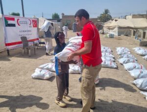 Türk Kızılay’dan Sudan’da 1000 aileye gıda yardımı