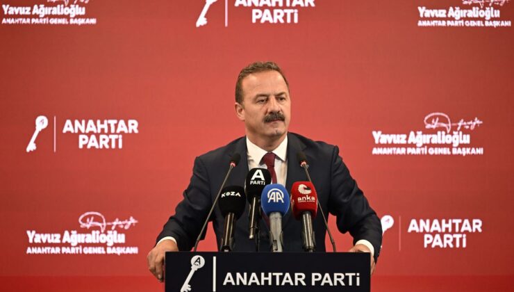 Ağıralioğlu: “Sağ merkez değil, normal bir kimliğimiz var”