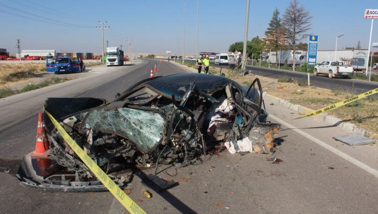 AKSARAY’DA FECİ KAZA: 2 ÖLÜ, 2 AĞIR YARALI
