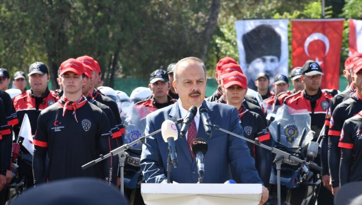 Ankara’da Motosikletli Polis Timleri Mezuniyet Töreni
