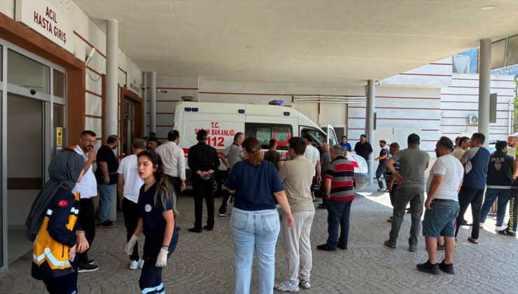 Artvin’de ATV uçuruma devrildi: 2 yaralı