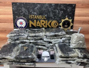 Ataşehir’de Uyuşturucu Operasyonu: 2 Gözaltı