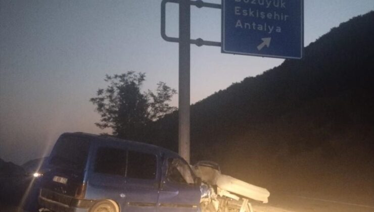 Bozüyük’te İki Ayrı Kaza: 3 Yaralı