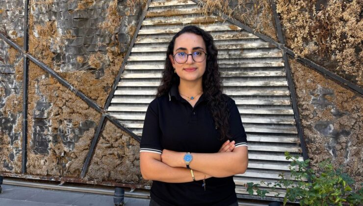 Burslu Öğrenci Hiranur Savgın, Annesinin Kanser Mücadelesi Sırasında YKS Türkiye 37’ncisi Oldu