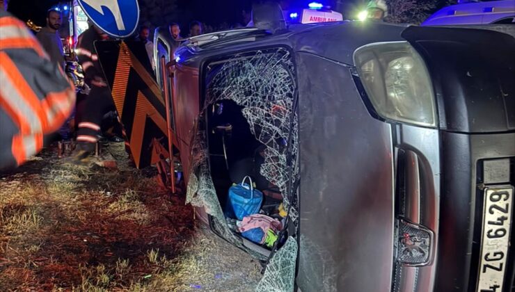 Çankırı’da iki araç çarpıştı: 9 yaralı