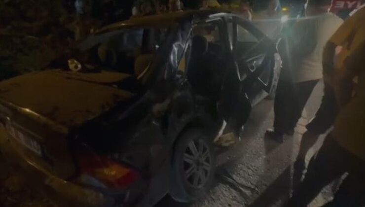 Cide’de İki Otomobil Çarpıştı: 4 Yaralı