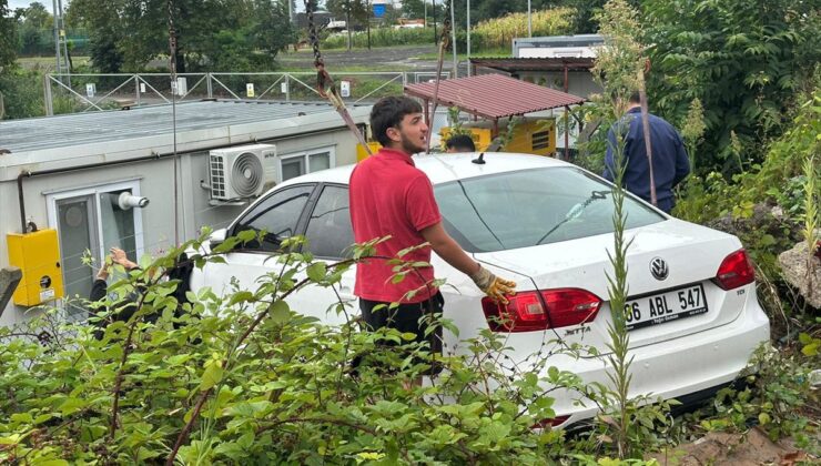 El Freni Unutulan Araç Doğal Gaz Tesisine Girdi
