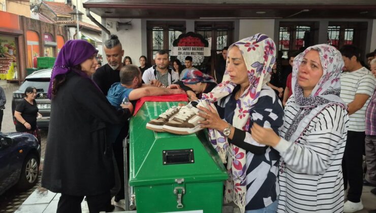 Ereğli’de Ehliyetsiz Sürücü Hayatını Kaybetti, Cenazede Baba Jandarma Eşliğinde Katıldı