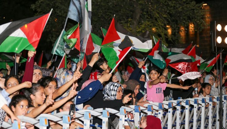 Filistin Konvoyu Diyarbakır’da Miting Düzenledi