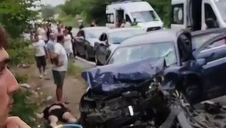 Kandıra’da İki Otomobil Çarpıştı: 6 Yaralı