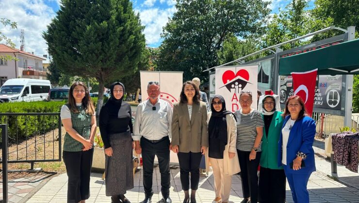Kargı’da ADEM kursiyerlerinin el emeği ürünleri sergilendi