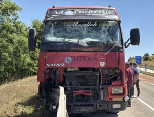 Kastamonu’da tırla çarpışan traktörün sürücüsü hayatını kaybetti