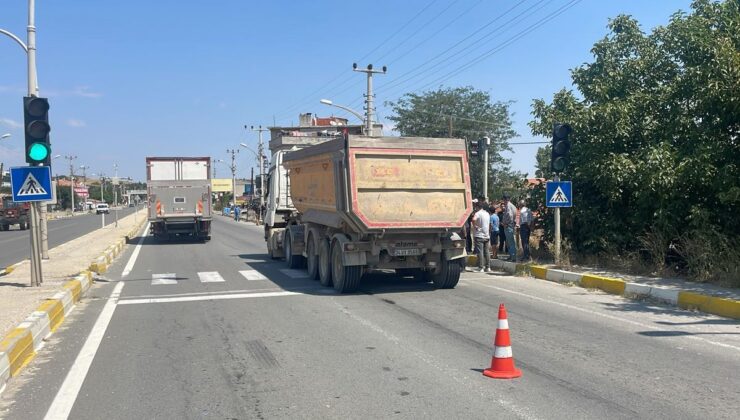 Keşan’da Hafriyat Kamyonunun Çarptığı Yaşlı Adam Hayatını Kaybetti