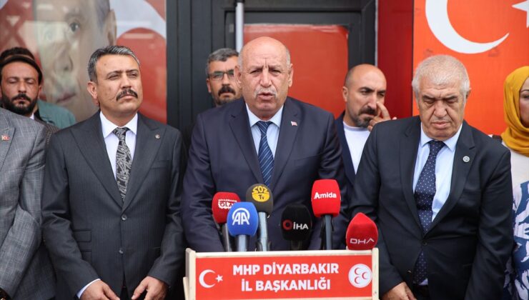 MHP Diyarbakır’da devir teslim: Özcoşkun göreve başladı