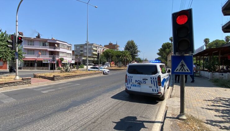 Nazilli’de kamyonet yayaya çarptı: 2 yaralı