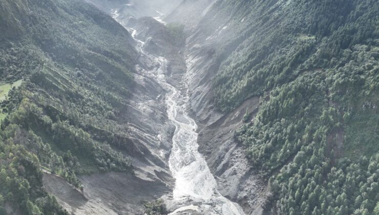 Nepal’de Heyelan: 100 Çin Vatandaşı Kayıp