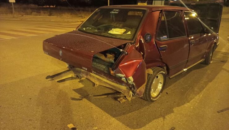 Seydişehir’de Kavşak Kazası: 2 Yaralı