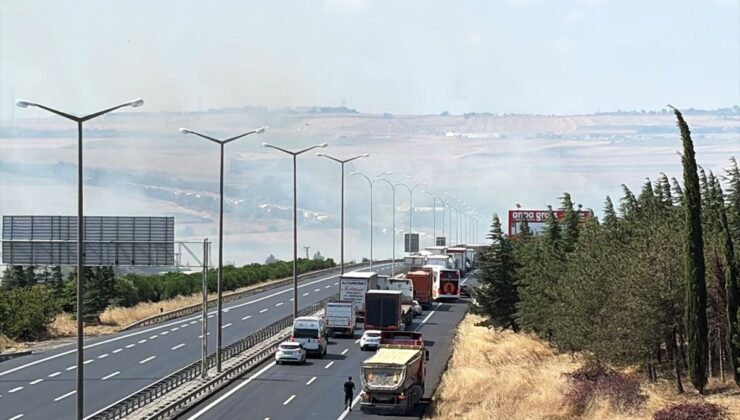 Silivri’deki Anız Yangını Kontrol Altına Alındı