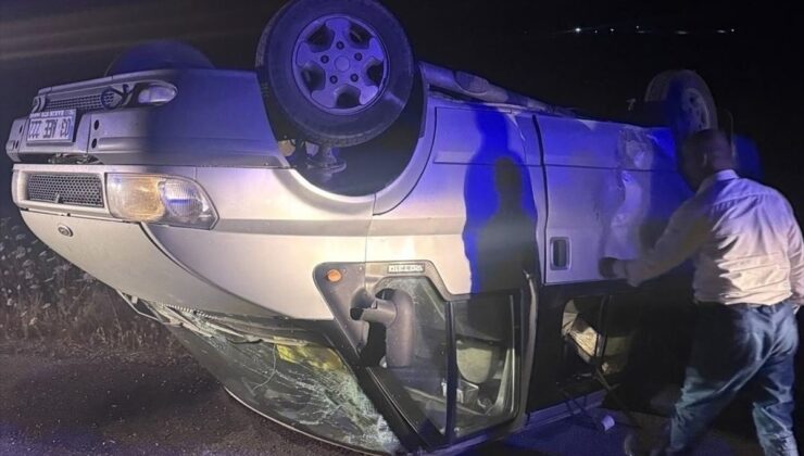 Sivas’ta Minibüs Devrildi: 7 Yaralı