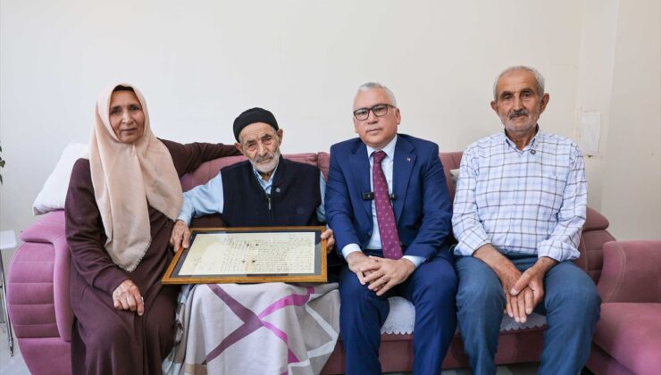 Sivas’ta Tarihi Mektuplar Sahiplerine Ulaşıyor