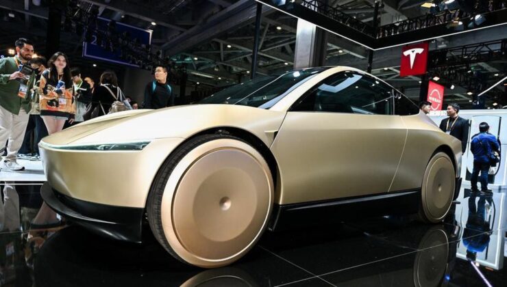 Tesla Cybercab Robot Taksi Eylül’de Piyasada