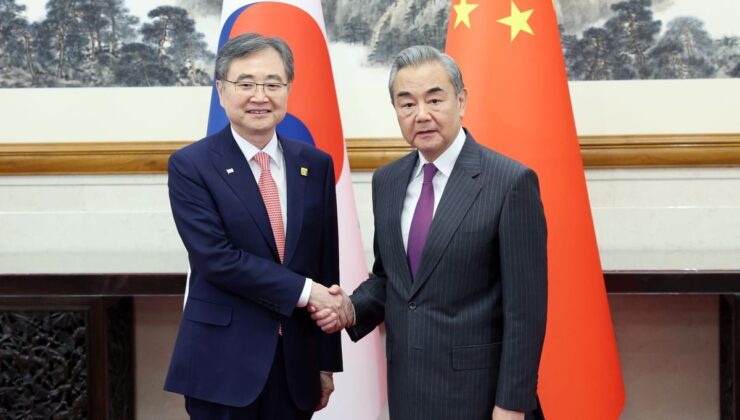 Wang Yi Güney Kore ve Endonezya’yı ziyaret edecek