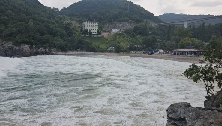Zonguldak’ta Denize Giriş Yasaklandı