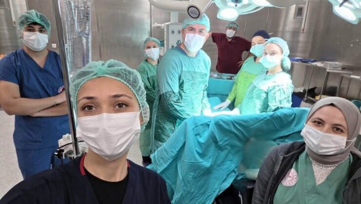 30 yaşındaki adamın karnındaki 13 santimlik kitle Burdur’da 6 saatte çıkarıldı