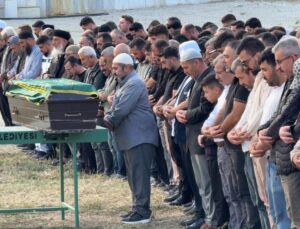 Ankara Akyurt’ta Çalı kardeşlerin cenaze namazını babaları kıldırdı