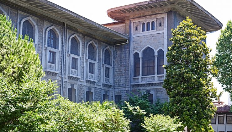 ASIRLIK MEKTEPLER – İstanbul Erkek Lisesi köklü geçmişiyle eğitim mirasını sürdürüyor