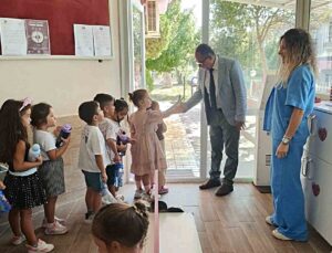 Aydın Kuşadası’nda İlçe Milli Eğitim Müdürü Yapıcı anaokulunu ziyaret etti