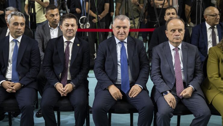 Bakan Bak, Türkiye Cimnastik Federasyonunun Etimesgut’taki yeni binasını açtı